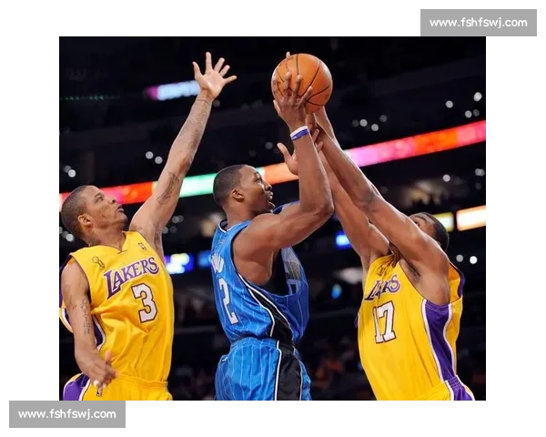 湖人对决广东男篮中美篮球激情碰撞引爆全场世纪之战巅峰时刻来临