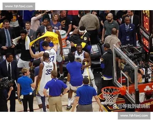 回望2017年勇士对决马刺的经典季后赛巅峰之战历史对抗回顾