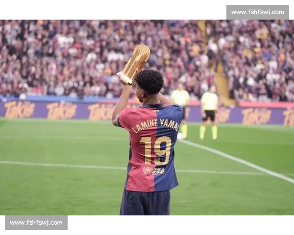 巴萨主场迎战格拉纳达争冠关键战对决前瞻战术博弈与球星表现定走向